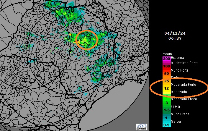 Registro do IPMET nesta segunda-feira (4) às 7h  